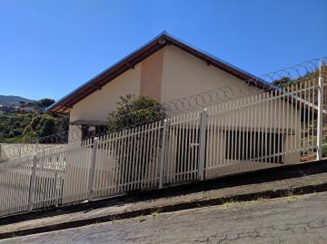 Alugar Casas / Padrão em Poços de Caldas. apenas R$ 550.000,00