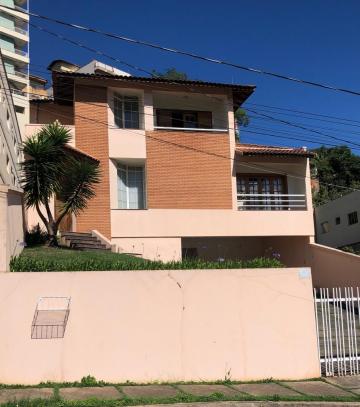 Alugar Casas / Padrão em Poços de Caldas. apenas R$ 1.200.000,00