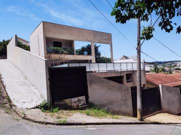 Alugar Casas / Padrão em Poços de Caldas. apenas R$ 1.500.000,00