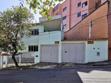 Alugar Casas / Padrão em Poços de Caldas. apenas R$ 1.100,00