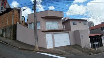 Alugar Casas / Padrão em Poços de Caldas. apenas R$ 600.000,00