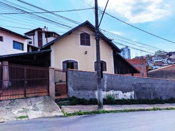 Alugar Casas / Padrão em Poços de Caldas. apenas R$ 570.000,00