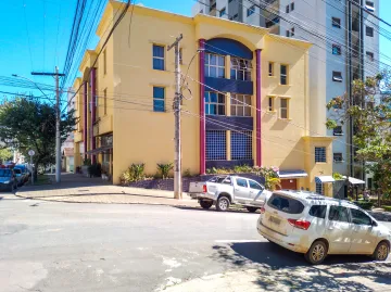 Alugar Apartamentos / Padrão em Poços de Caldas. apenas R$ 2.000,00