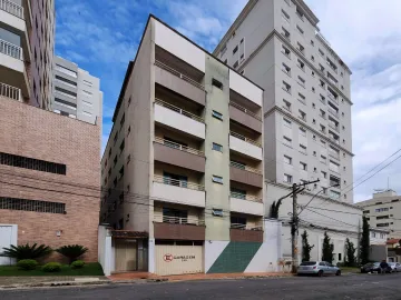 Alugar Apartamentos / Padrão em Poços de Caldas. apenas R$ 640.000,00