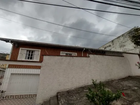 Alugar Casas / Padrão em Poços de Caldas. apenas R$ 850.000,00