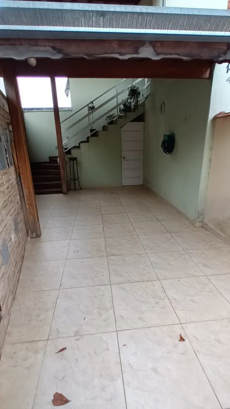 Alugar Casas / Padrão em Poços de Caldas. apenas R$ 550.000,00