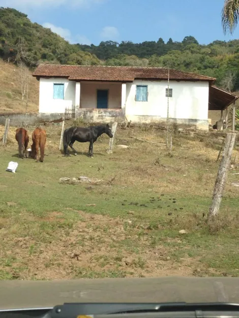 Alugar Rurais / Sítio em Caldas. apenas R$ 500.000,00