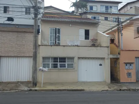 Alugar Casas / Padrão em Poços de Caldas. apenas R$ 380.000,00
