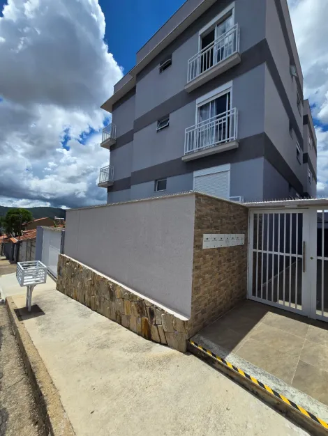 Alugar Apartamentos / Padrão em Poços de Caldas. apenas R$ 450.000,00