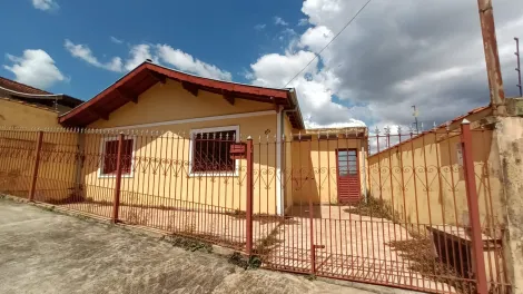 Alugar Casas / Padrão em Poços de Caldas. apenas R$ 270.000,00