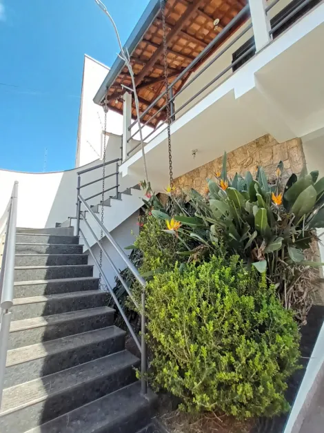 imagem 2 - Casa próxima ao centro com área gourmet imagem 2 - Casa próxima ao centro com área gourmet